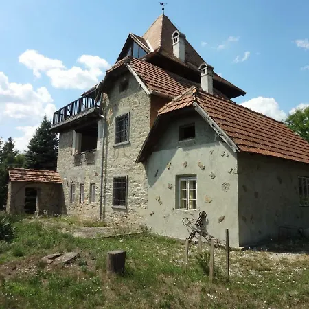 Marta Guest house